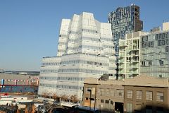 19-3 IAC Building By Frank Gehry Close Up From New York High Line At W 17 St.jpg